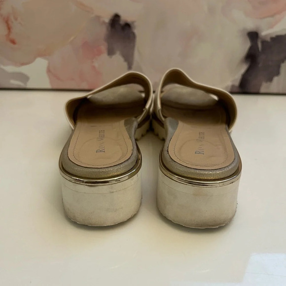 ! Ron White Womens Leather Weatherproof Mule Sandals white size 9.5 - Picture 3 of 6
